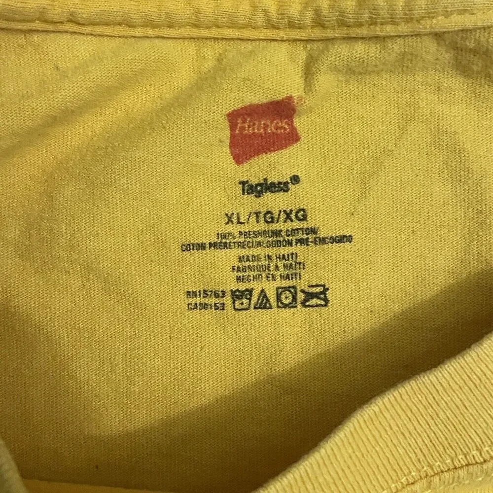 Hanes Tagless Property of Iowa Hawkeyes Tshirt Short Sleeve Crew Neck Womens XL - Picture 4 of 10